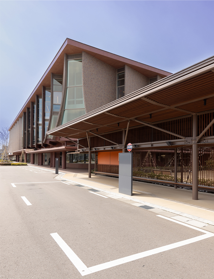 バス停（石川県立図書館）